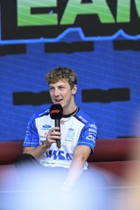 DSC 8982 (1) (1) (1)